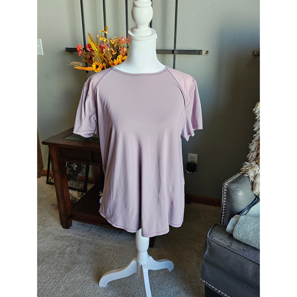 Lululemon Train to Be Short Sleeve Shirt Womens 8 Mauve Purple Mesh Back Active